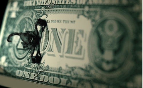 福布斯：一片“止疼药”造就140亿美元财富的家族