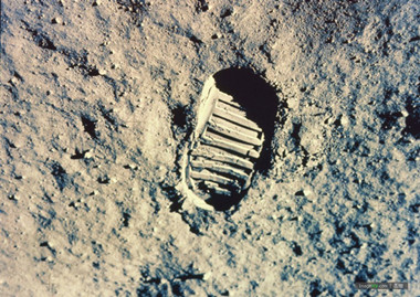 美国举行“抗癌登月”峰会 加速癌症研究治疗